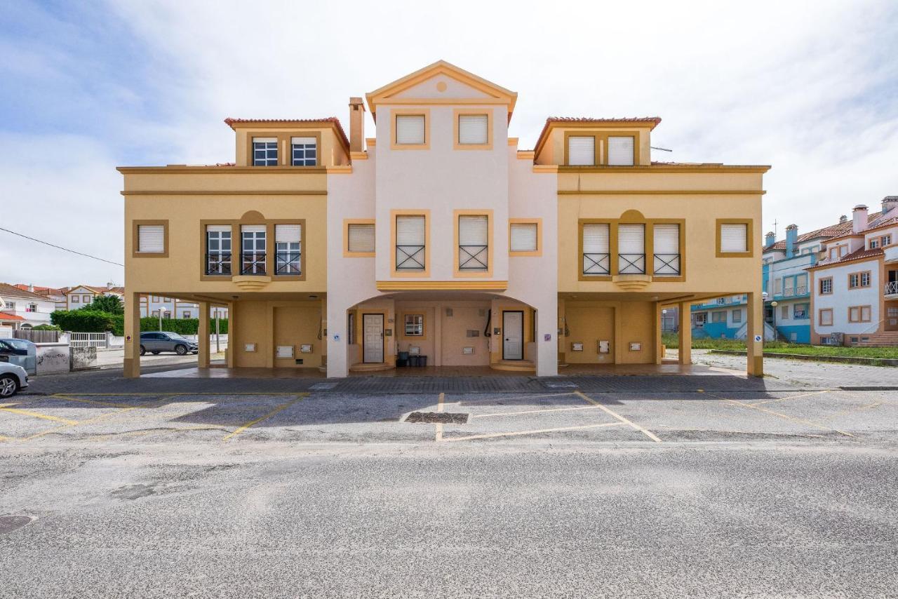 Апартаменты Baleal Pointsurprise House Экстерьер фото